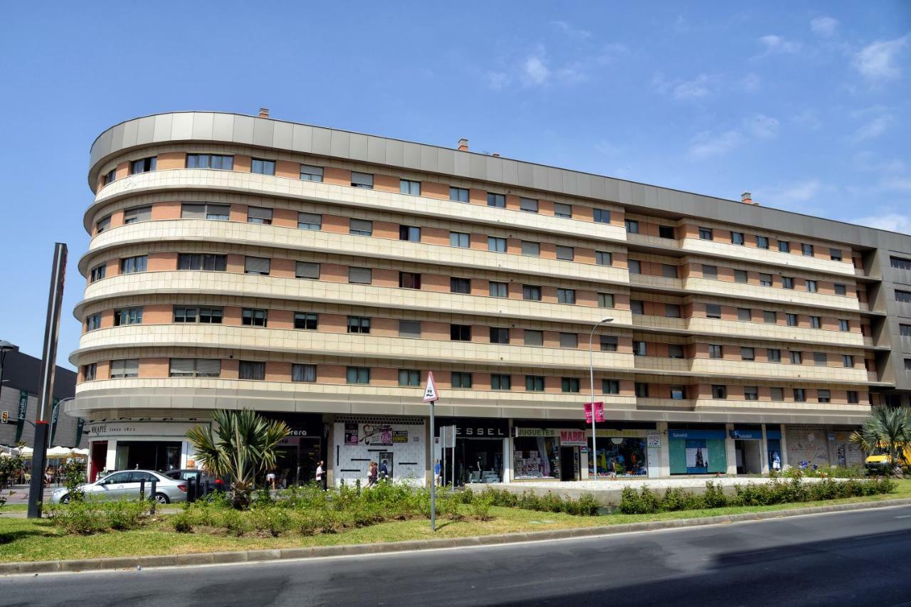 Wonderstays Apartamentos La Estacion Malaga Zewnętrze zdjęcie